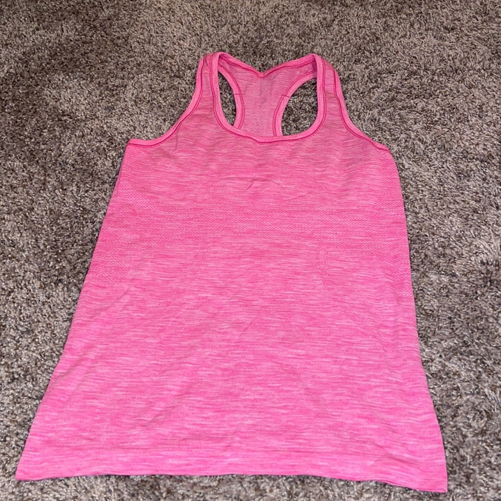 SOLD Lululemon Swiftly Tech tank